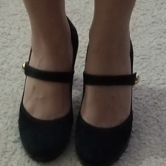 Coach - Picture 6 of 6